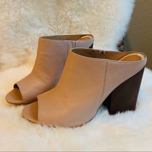 Linea Paolo Gabby Block Heel Mule Nude 8.5